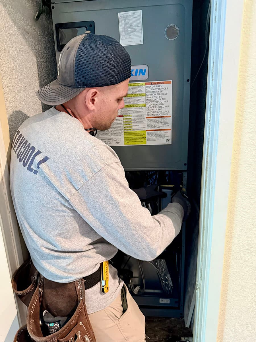 Daikin air handler wiring and startup in Glendale home