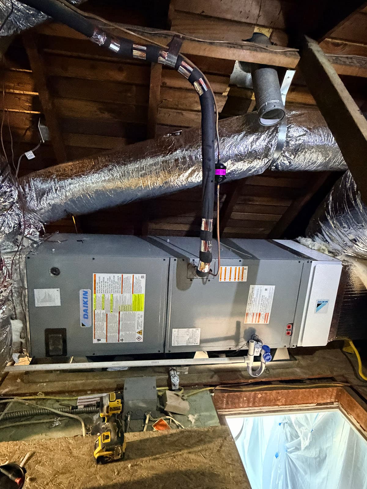 Daikin ECM air handler with new R8 ductwork in Alhambra