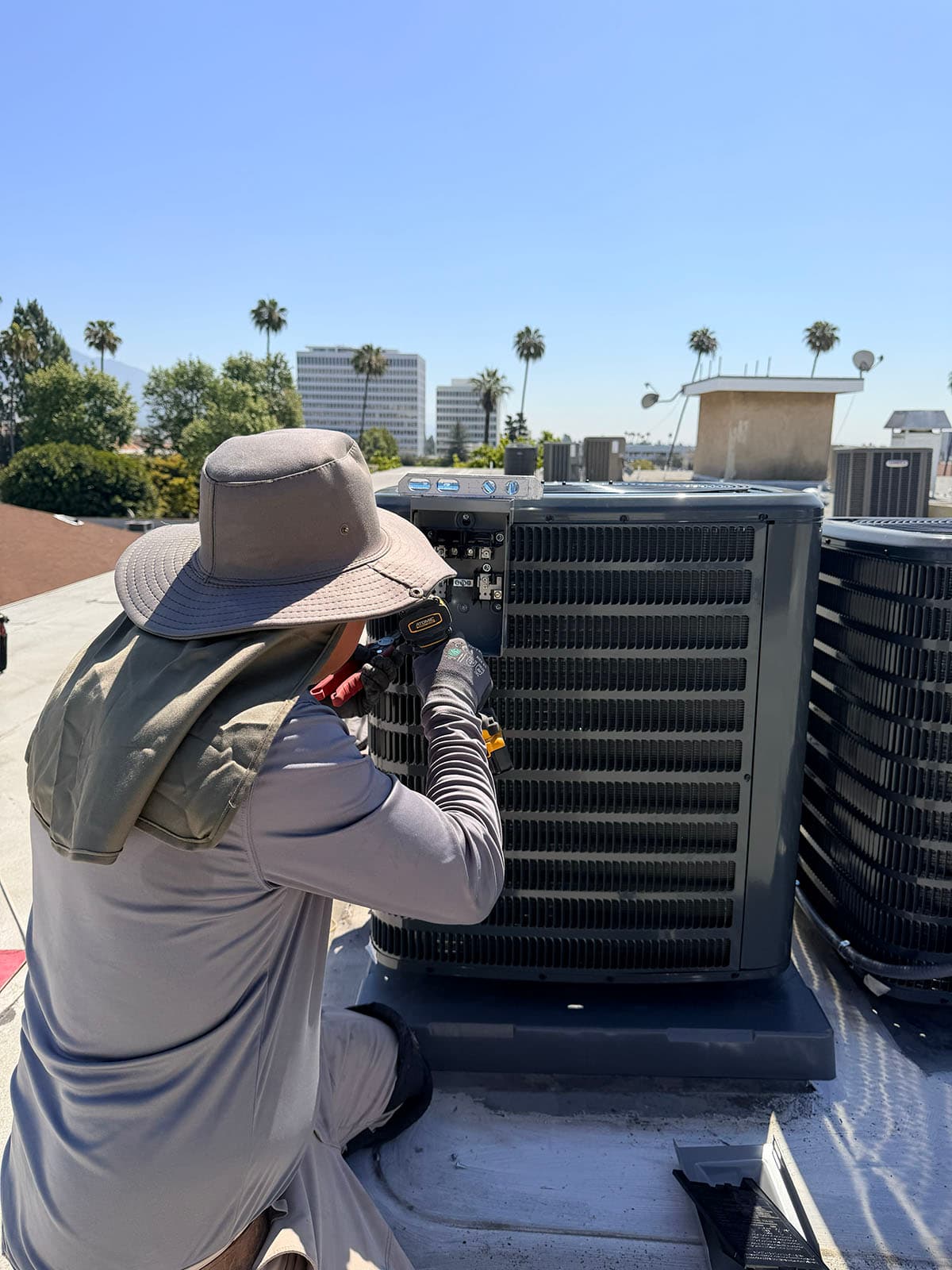Goodman rooftop heat pump final check Pasadena 91101 Goodman rooftop heat pump final check in Pasadena 91101