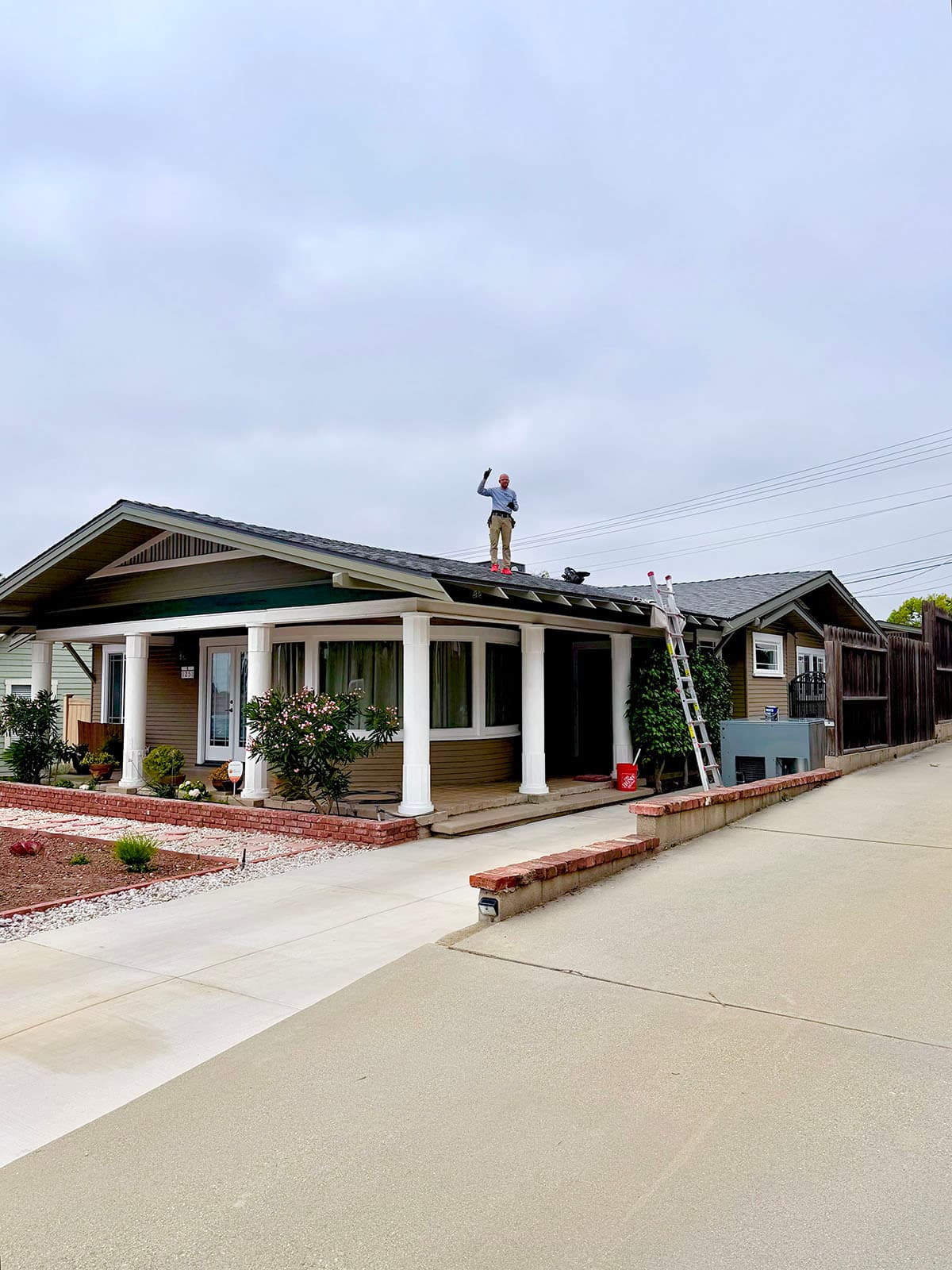 Pasadena home rooftop package unit installation site
