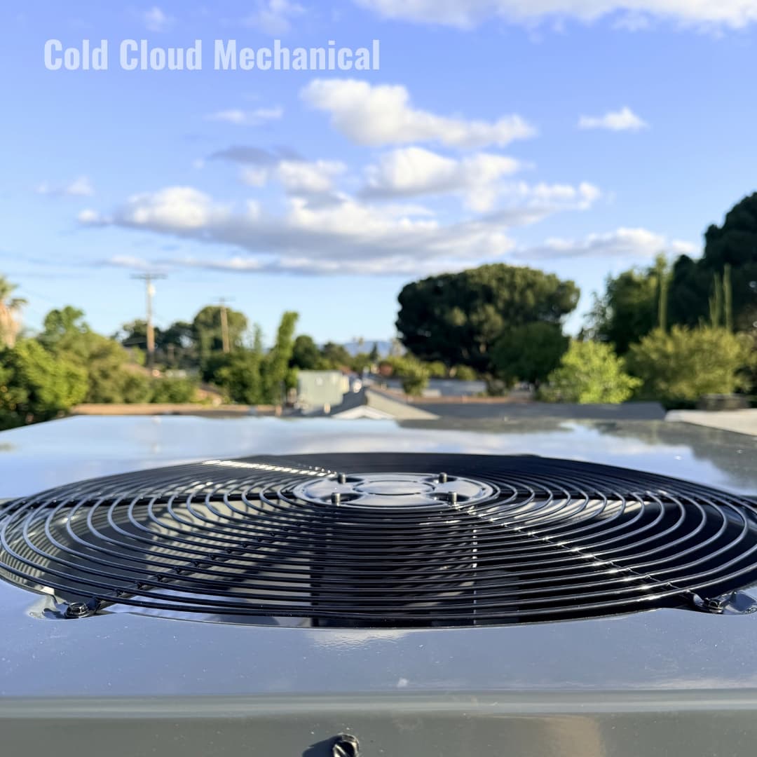 Goodman rooftop package unit fan top in Granada Hills