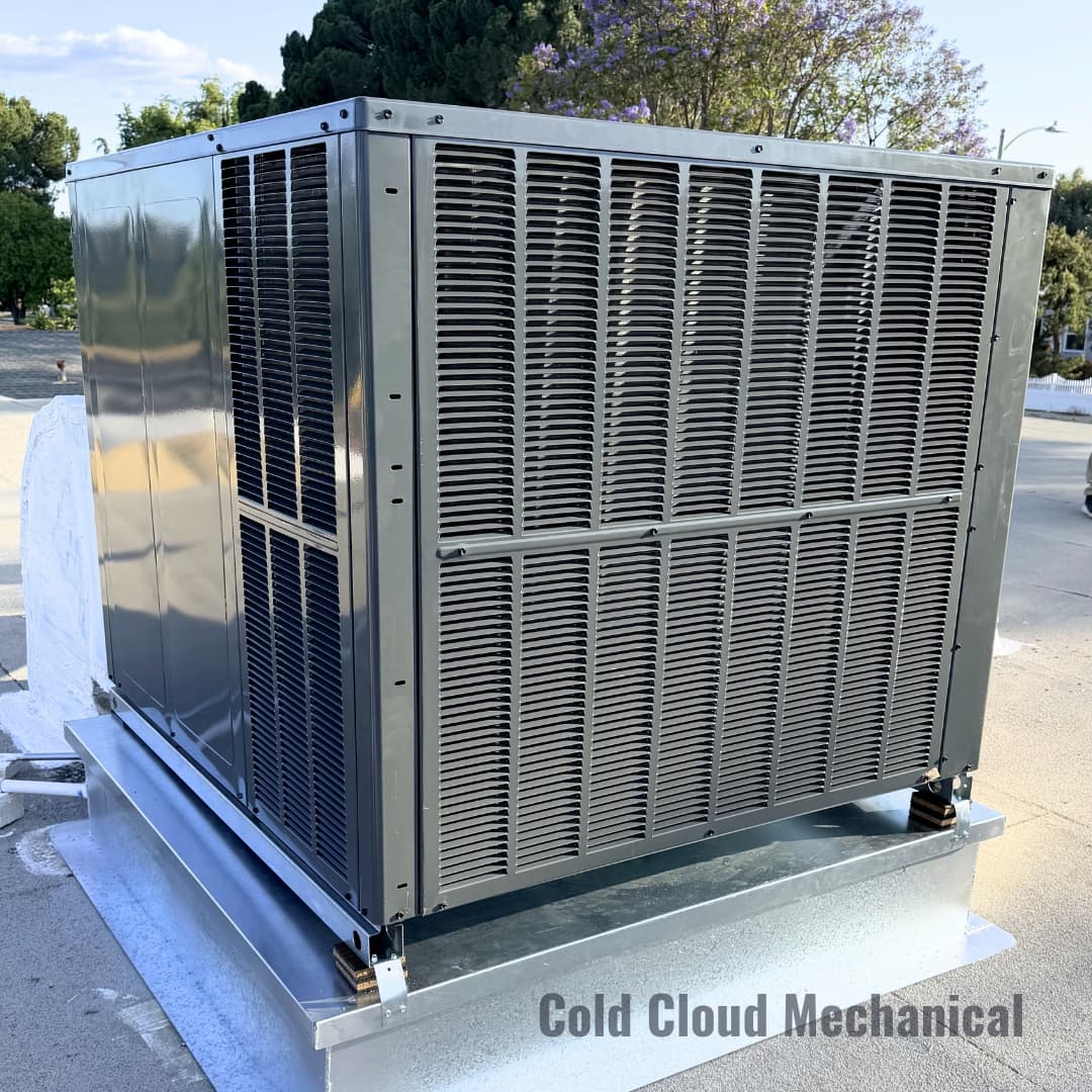 New Goodman 3.5 ton R32 package unit in Granada Hills