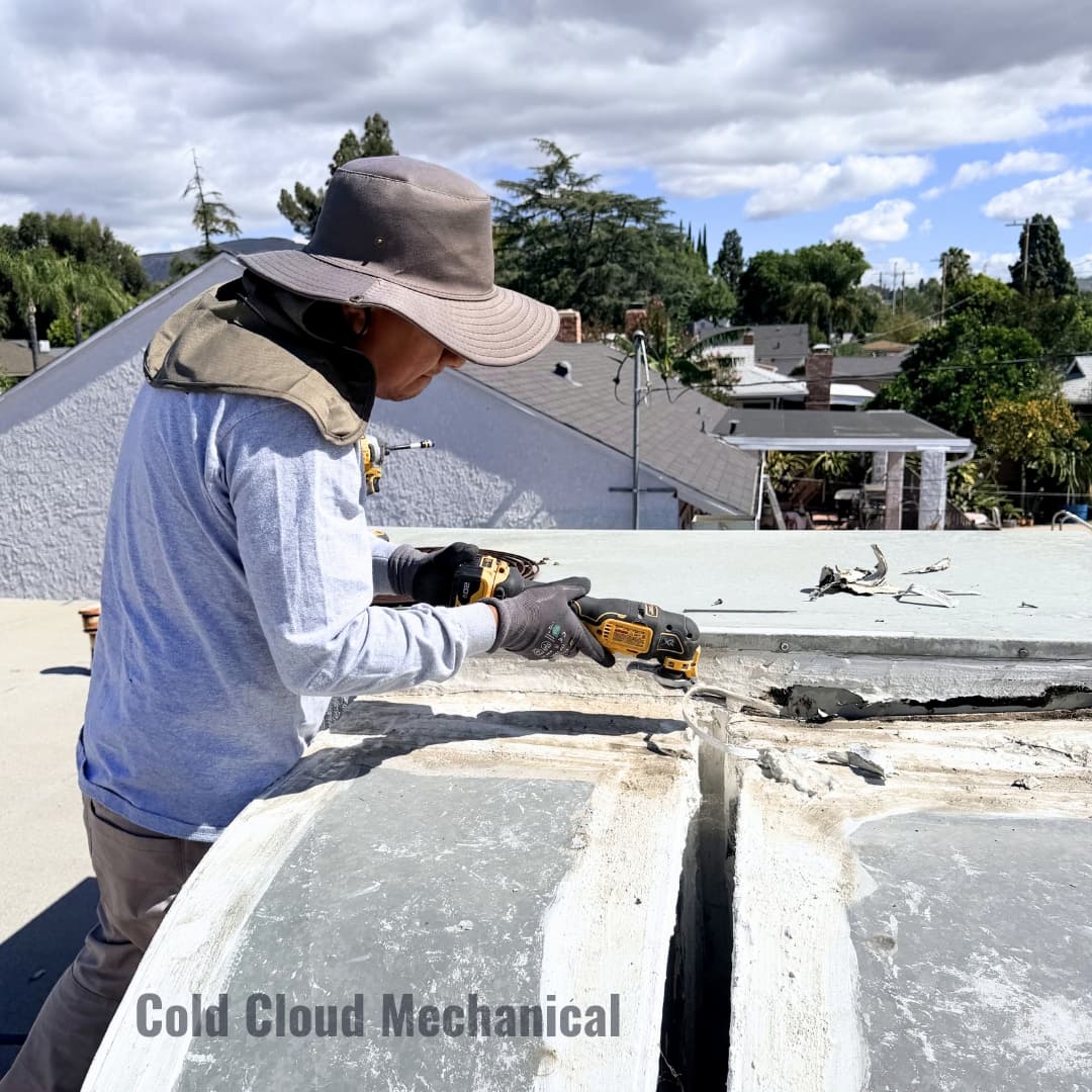 Old rooftop unit disconnection before Goodman replacement