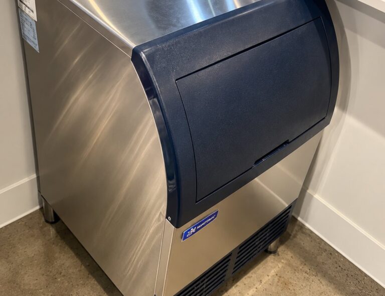 Commercial ice machine
